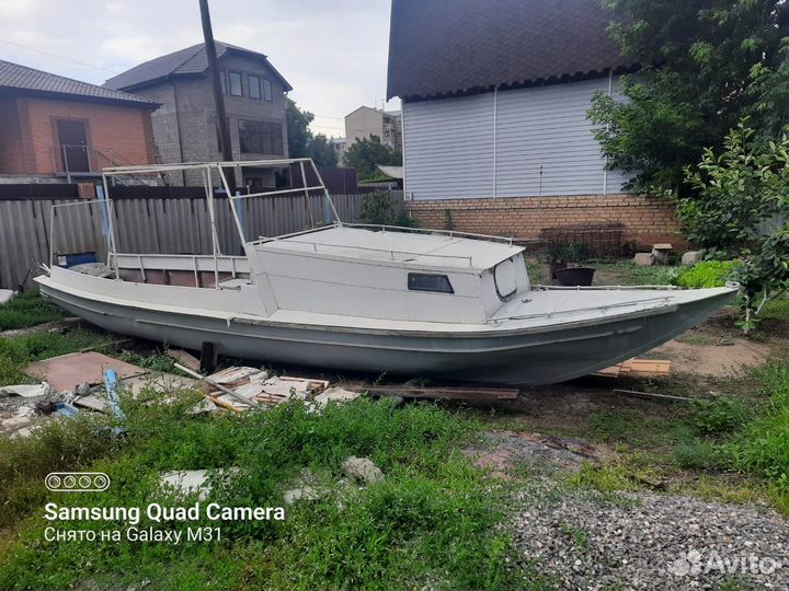 Лодка в хорошем состоянии приходите смотрите