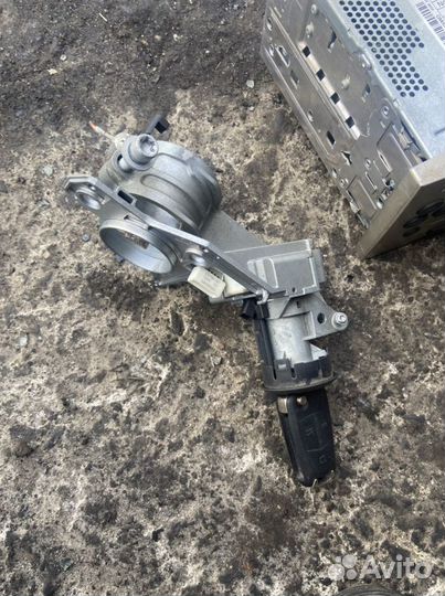 Замок зажигания Opel Astra H