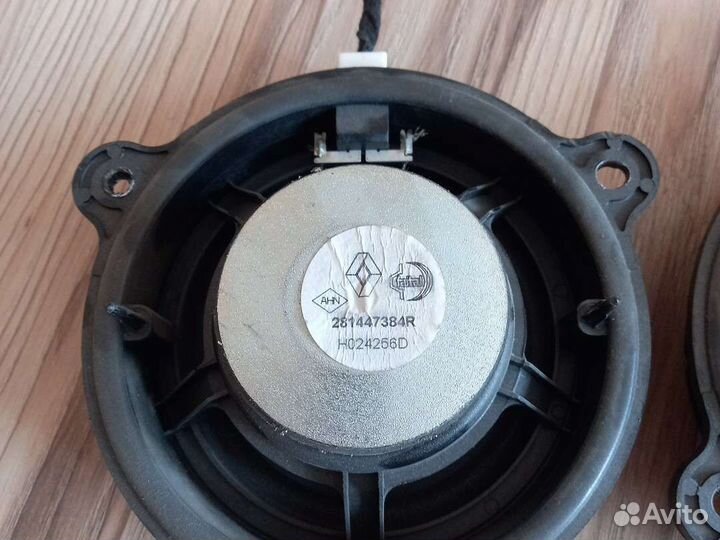 Динамики 16 см с лада весты заводские 2шт