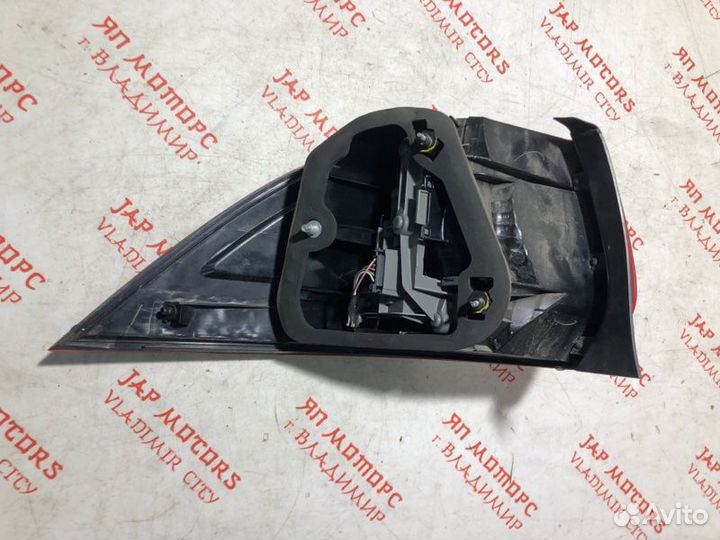 Фонарь задний правый Volkswagen Golf 6 универсал