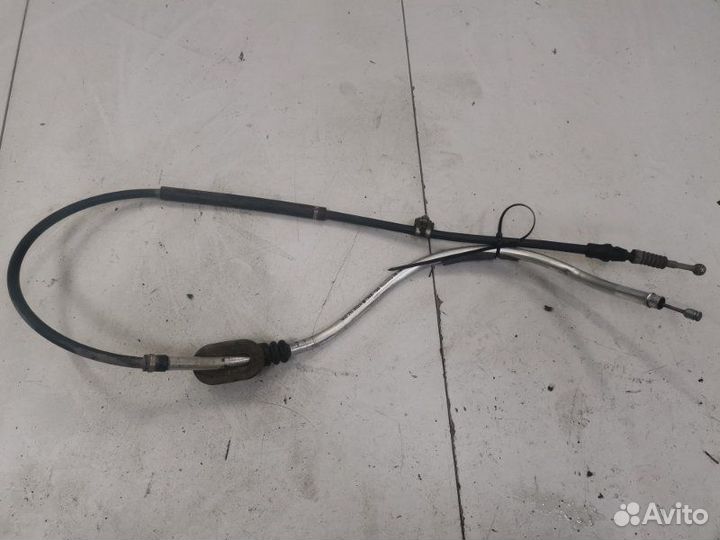 Трос стояночного тормоза задний правый Audi A3