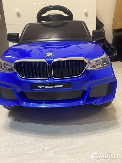 Детский электромобиль новый