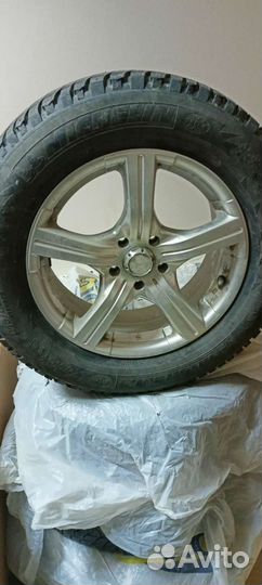 Michelin X-Crane AT 215/65 R16 105J