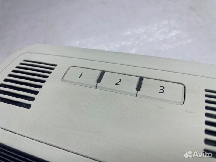 Плафон освещения салона Volkswagen Touareg FL 3.6