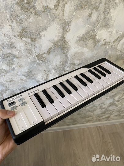 Arturia Microlab