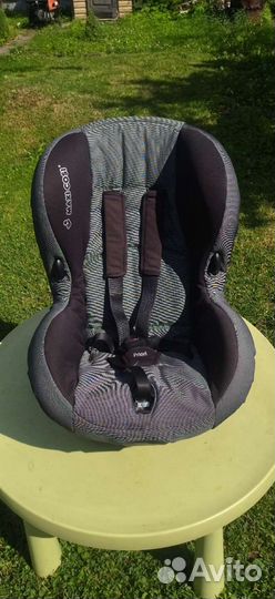 Автомобильное кресло Maxi Cosi Universal