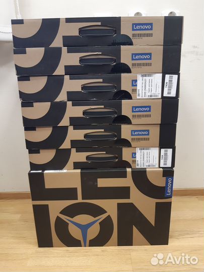 Картонные коробки от ноутбуков Lenovo
