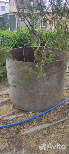 Продам металлическую бочку (чан)