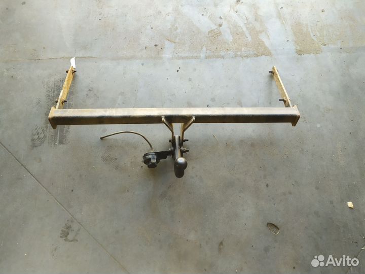 Фаркоп Фольксваген поло 2010-2020г