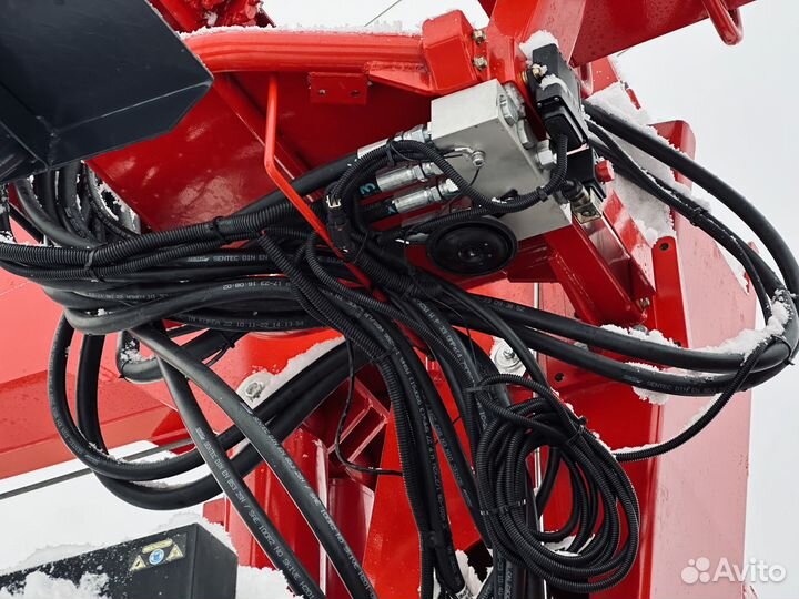 IVECO-Hongyan CQ3346HV39D с КМУ, 2023