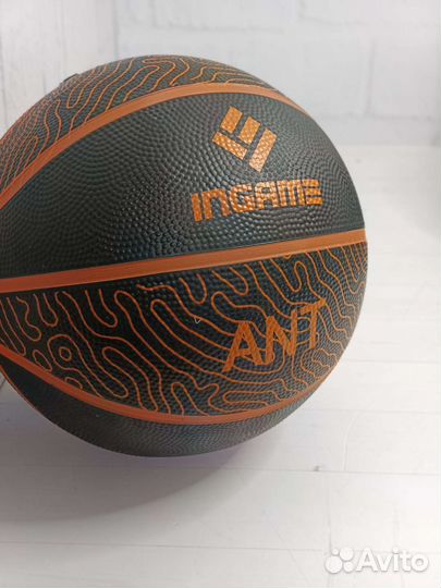 Баскетбольный мяч