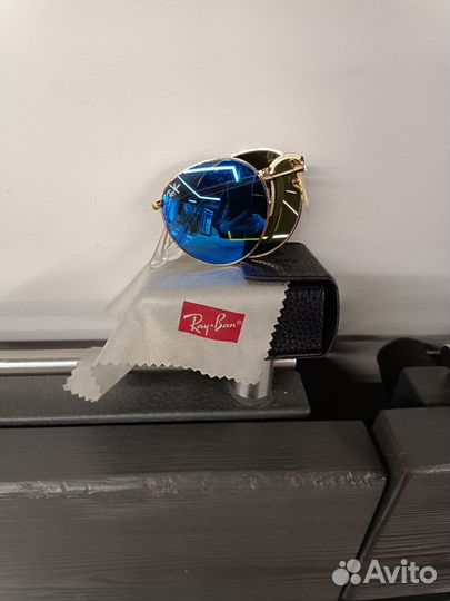 Солнцезащитные очки ray ban