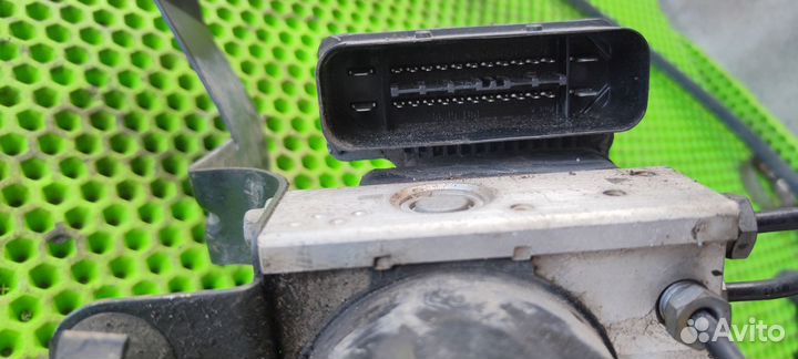 Блок Abs ford fusion 1.4 МКПП 08год