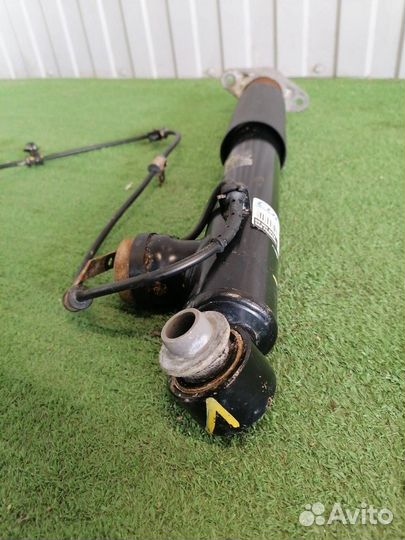 Амортизатор задний левый Hyundai Equus 3.8 G6DJ