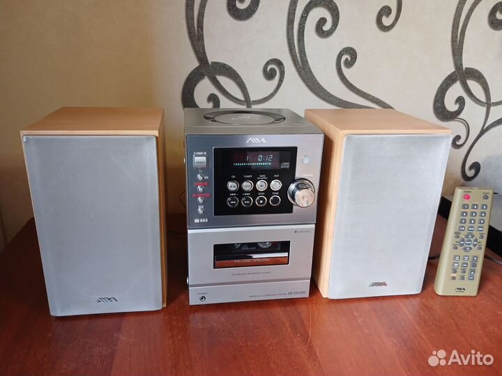 Музыкальный центр с USB и bluetooth aiwa