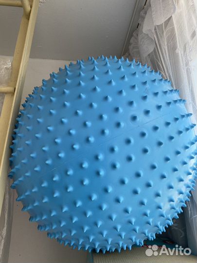 Массажный мяч