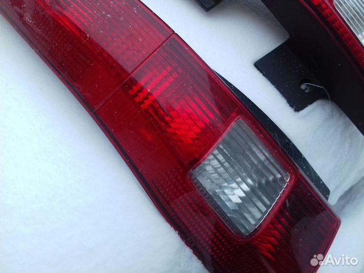 Honda RD4 RD9 CRV2 задний фонарь