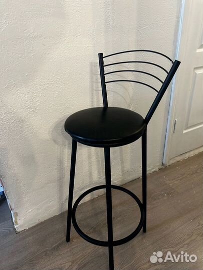 Барный стул