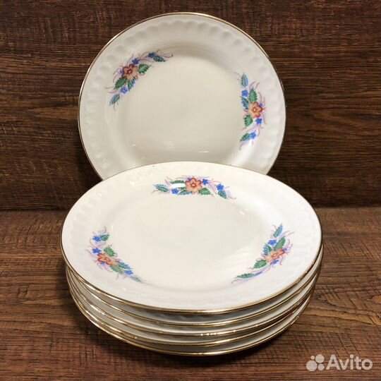 Набор тарелок десертных