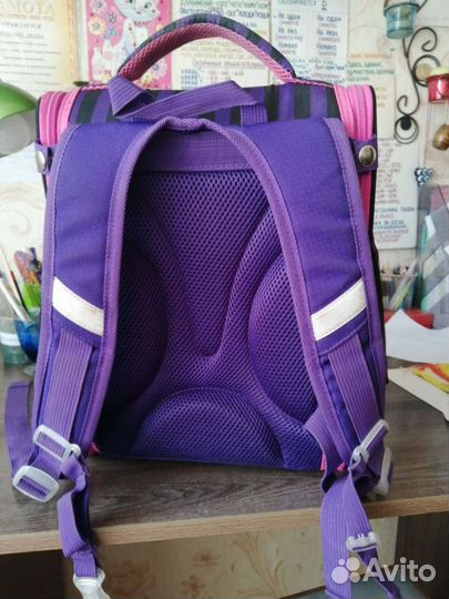 Рюкзак школьный,портфель
