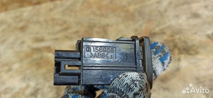 Кнопка M-MT Toyota Corolla E150