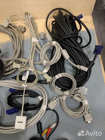 Кабель VGA-VGA много разных