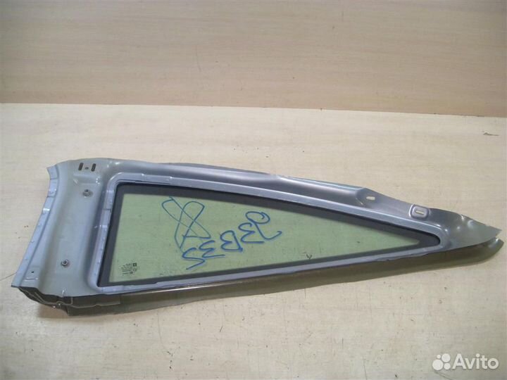 Стекло багажника правое Opel astra H 2009
