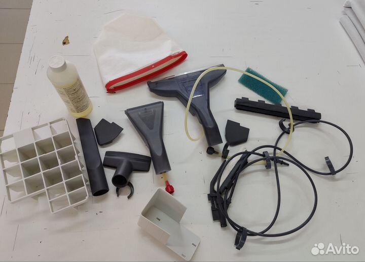 Моющий пылесос Tomas twint1