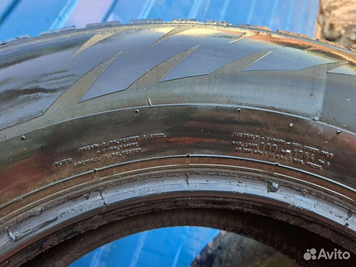 Formula Ice 215/70 R16 100T