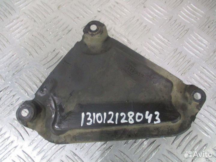 Противошумный экран картера кпп Scania 2179393