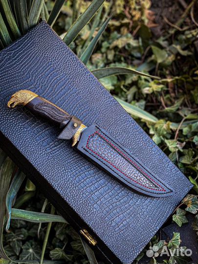 Нож из дамасской стали подарочный