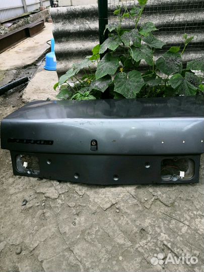 Крышка багажника 2110