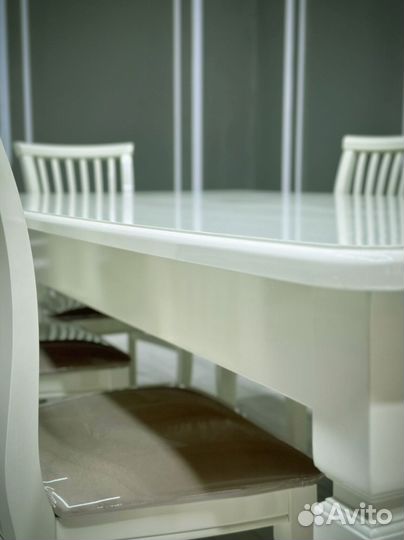 Обеденный стол \ Доставка по всей России