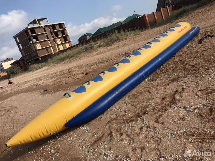 Надувной банан