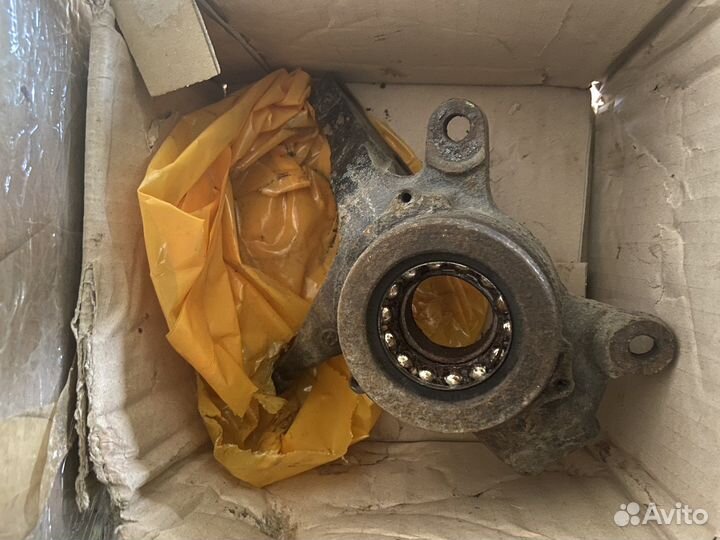 Кулак поворотный Hyundai tiburon