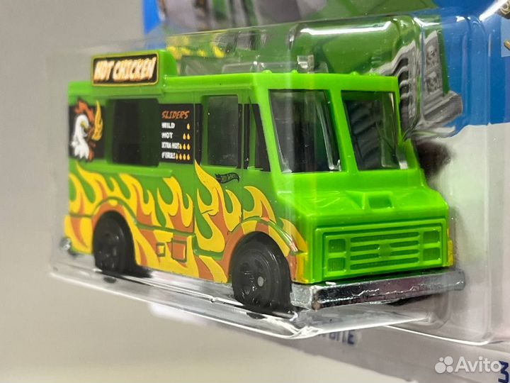 Hot Wheels Quick Bite (Good Humor Truck) (Зеленый)