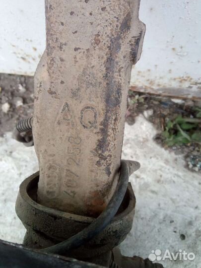 Кулак Vw Passat B5, Auda a6 c5, a4 b5