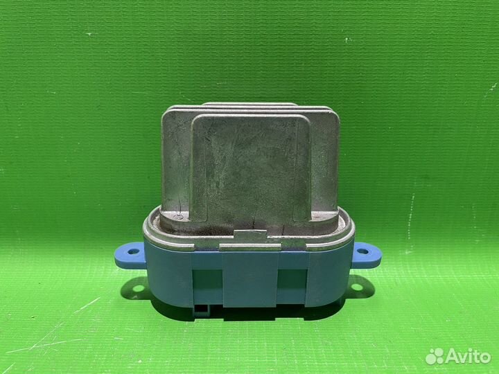 Резистор отопителя VW Touareg 1 Transporter T5