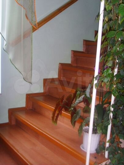 Коттедж 178 м² на участке 10 сот.