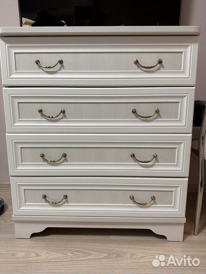 Кровать, комод, пенал- комплект детской мебели