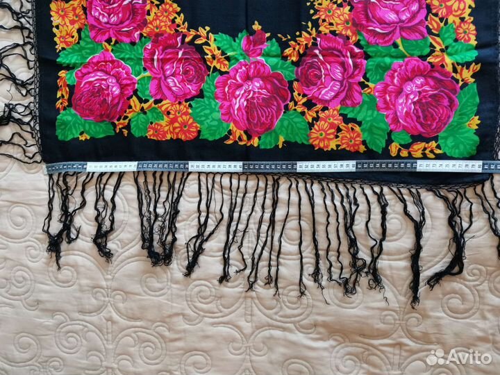 Павловопосадский шерстяной платок. новый