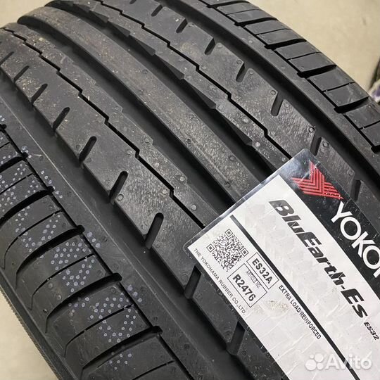 Yokohama BluEarth-ES ES32 A 235/45 R17 V