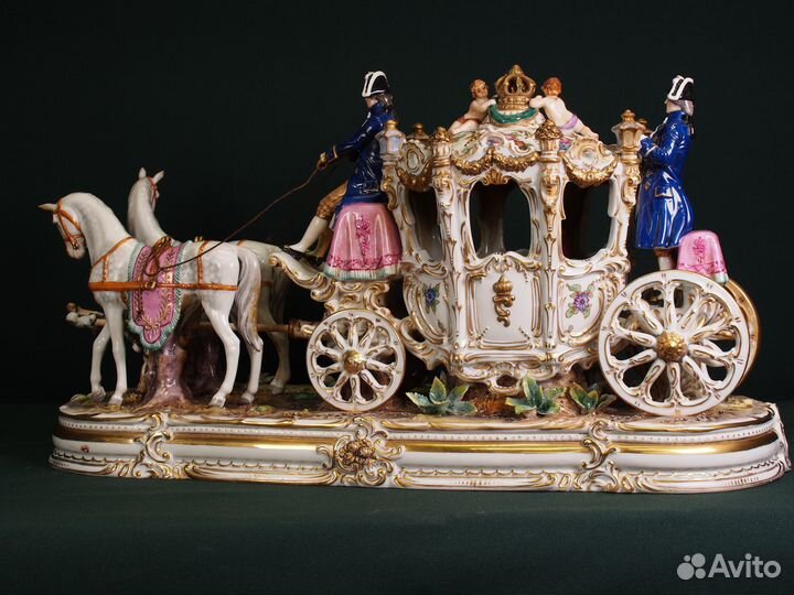 Фарфоровая карета. Италия