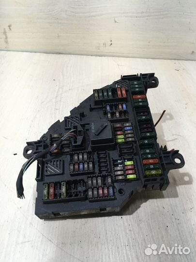 Блок предохранителей Bmw f10