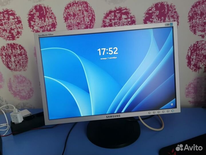 Монитор Samsung 19