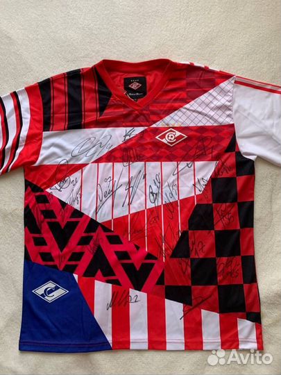 Футболка с автографами игроков фк Спартак Москва