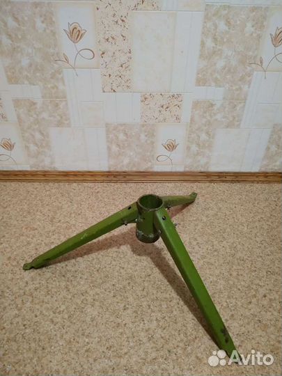 Подставка для елки