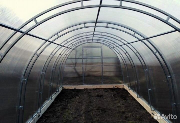 Теплица из поликарбоната