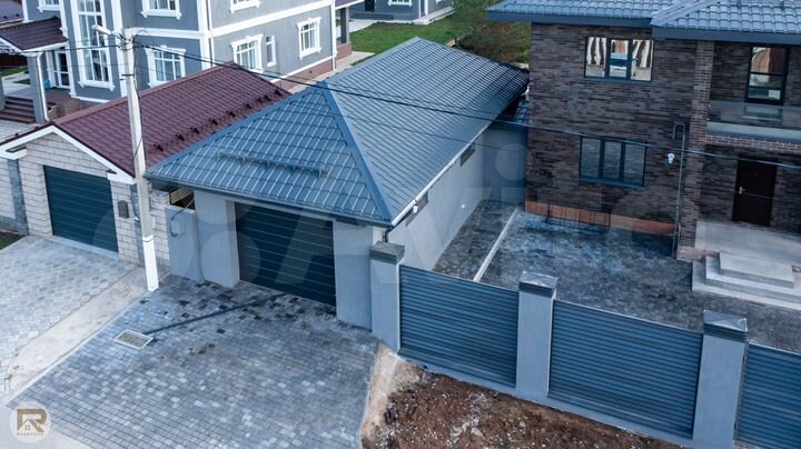 Коттедж 265 м² на участке 15 сот.