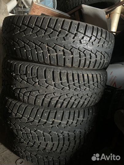 Maxxis ArcticTrekker NP3 215/65 R16